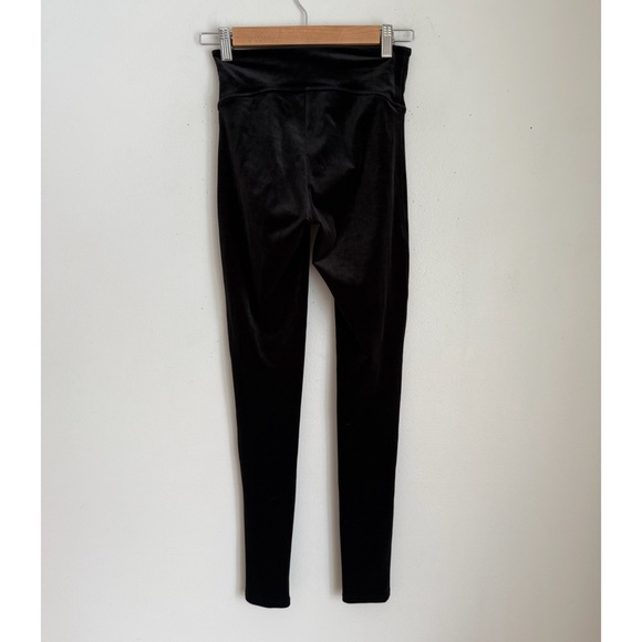 SPANX Velvet Leggings in Black - Picture 6 of 7